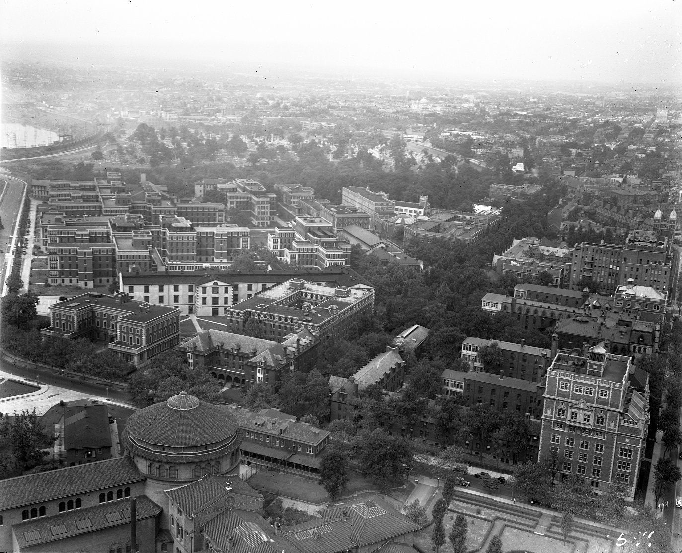 Hospital of the University of Pennsylvania, Philadelphia General Hospital, University Museum, aerial view, 1934