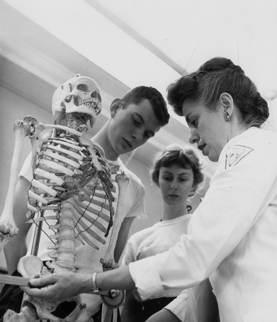 School of Allied Medical Professions, instructor and students, 1962