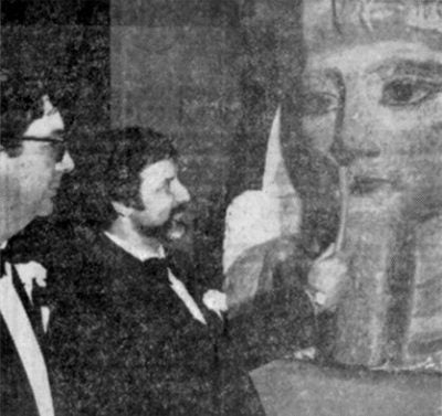 Martin Biddle, University Museum director, and Abdullah Fouad Hafez, Egyptian consul general, open the "Search for Ancient Egypt" exhibit at the University Museum, 1979