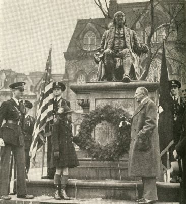 Dedication of Statue of Benjamin Franklin in front of College Hall on Jan. 21, 1939. Margaretta S.L. Duane and University President Thomas Sovereign Gates are pictured