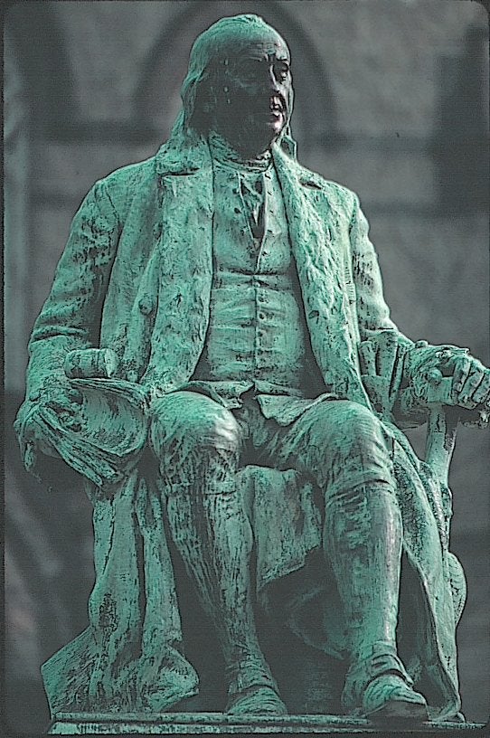 Benjamin Franklin, statue in front of College Hall, 1940