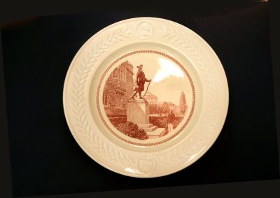 Wedgwood china, plate depicting Young Franklin Statue, 1940
